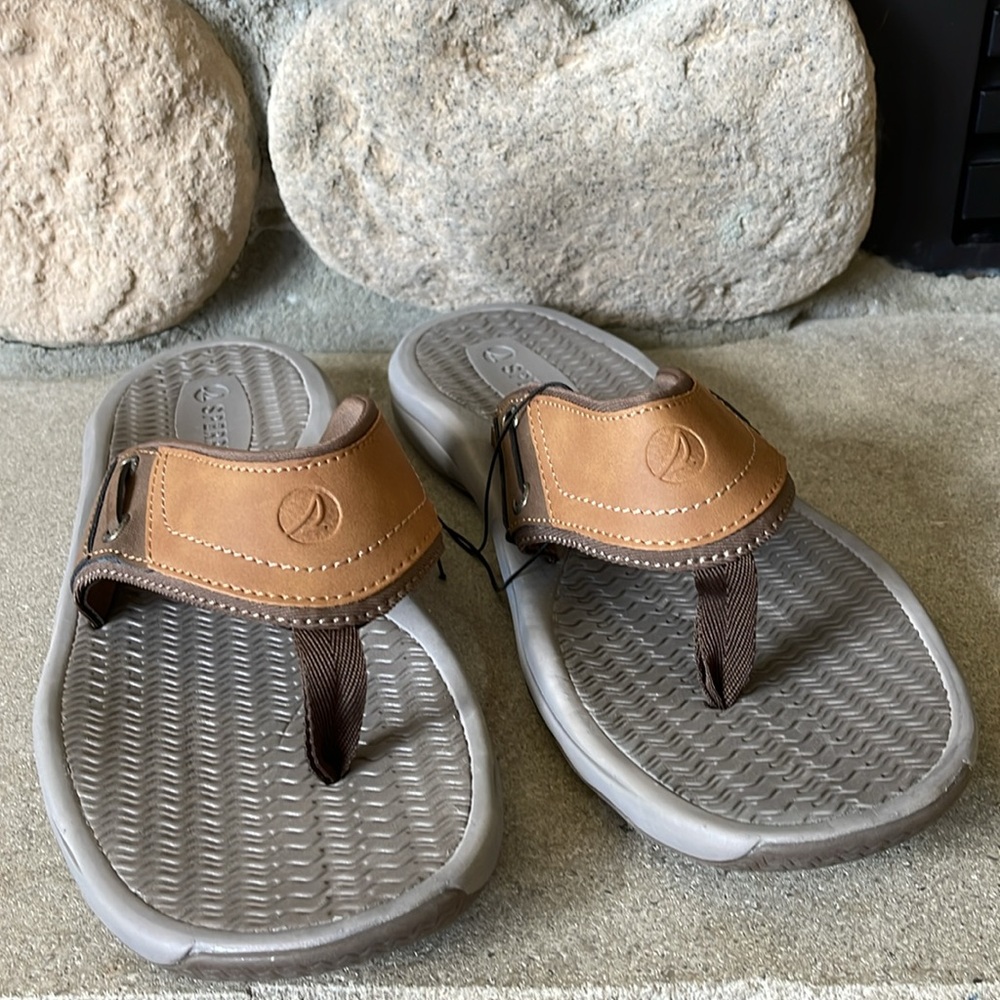 Sperry Outerbanks Tan and Brown Men's Flip-Flops Sz 12